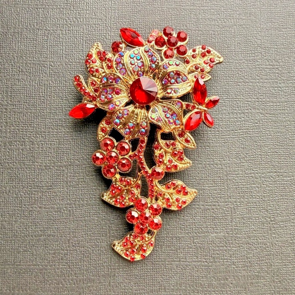 Red Rhinestone Flower Brooch Pin Gold Tone Floral Statement Alloy Sparkly Jewel